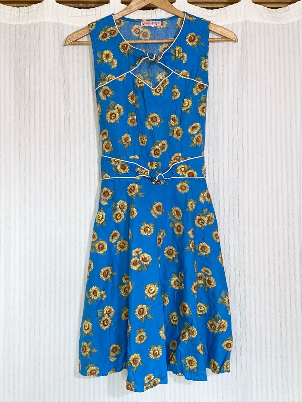 Trollied Dolly | Sunflower Print Sleeveless Midi Retro 50s Style Dress